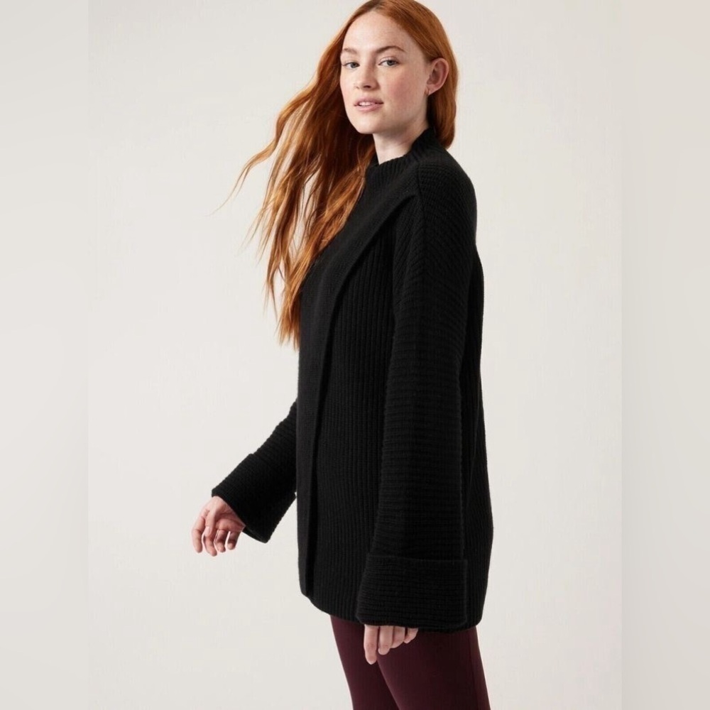 NWT! Athleta Black Azalea Sweater - Multiple Sizes🩵